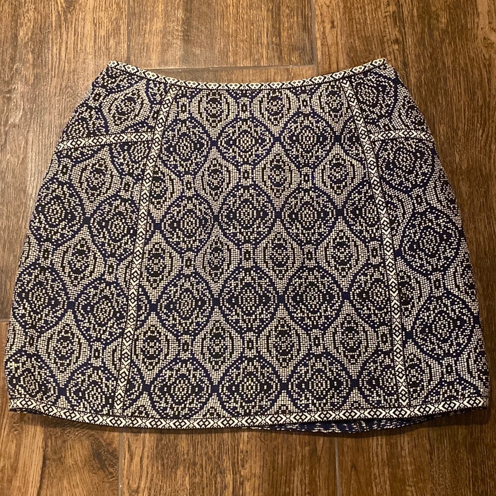 Alya size Small Mini Skirt Navy/Black/White
